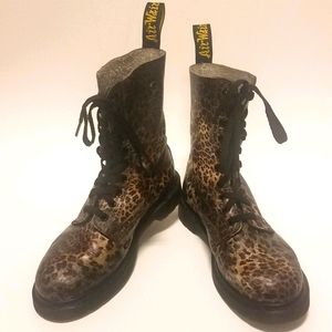 Rare Leopard Dr. Martens Sz 8